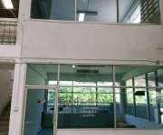 โรงงานให้เช่าโกดังให้เช่าอยู่ถนนรามอินทราเขตมีนบุรีกรุงเทพมหานครมีเนื้อที่ขนาด300ตรว.พื้นที่ใช้สอย1200ตรม.