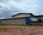 โรงงานให้เช่าโกดังให้เช่ามีออฟฟิศ2ชั้นตกแต่งพร้อมใช้งานอยู่ถนนเศรษฐกิจหนึ่งถนนบางปลาอำเภอกระทุ่มแบนจังหวัดสมุทรสาครโรงงานอยู่ติดถนนใหญ่เข้าออกสะดวก 0