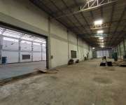 โรงงานให้เช่าโกดังให้เช่ามีออฟฟิศ2ชั้นตกแต่งพร้อมใช้งานอยู่ถนนเศรษฐกิจหนึ่งถนนบางปลาอำเภอกระทุ่มแบนจังหวัดสมุทรสาครโรงงานอยู่ติดถนนใหญ่เข้าออกสะดวก