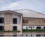 ขายอาคารโรงงานพร้อมใช้งานโรงงานอยู่ ถนน 344 ถนน 331 อ.บ้านบึง จ.ชลบุรี มีเนื้อที่ขนาด 12 ไร่  มีทั้งหมด 3 อาคาร พื้นที่ใช้สอย  ประมาณรวม 8,000 ตารางเมตร มีออฟฟิต 2 ชั้น ทุกอาคาร