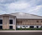 ขายอาคารโรงงานพร้อมใช้งานโรงงานอยู่ ถนน 344 ถนน 331 อ.บ้านบึง จ.ชลบุรี มีเนื้อที่ขนาด 12 ไร่  มีทั้งหมด 3 อาคาร พื้นที่ใช้สอย  ประมาณรวม 8,000 ตารางเมตร มีออฟฟิต 2 ชั้น ทุกอาคาร