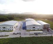 ขายอาคารโรงงานพร้อมใช้งานโรงงานอยู่ ถนน 344 ถนน 331 อ.บ้านบึง จ.ชลบุรี มีเนื้อที่ขนาด 12 ไร่  มีทั้งหมด 3 อาคาร พื้นที่ใช้สอย  ประมาณรวม 8,000 ตารางเมตร