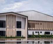 ขายอาคารโรงงานพร้อมใช้งานโรงงานอยู่ ถนน 344 ถนน 331 อ.บ้านบึง จ.ชลบุรี มีเนื้อที่ขนาด 12 ไร่  มีทั้งหมด 3 อาคาร พื้นที่ใช้สอย  ประมาณรวม 8,000 ตารางเมตร