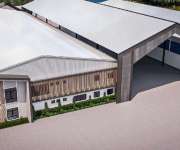 ขายอาคารโรงงานพร้อมใช้งานโรงงานอยู่ ถนน 344 ถนน 331 อ.บ้านบึง จ.ชลบุรี มีเนื้อที่ขนาด 12 ไร่  มีทั้งหมด 3 อาคาร พื้นที่ใช้สอย  ประมาณรวม 8,000 ตารางเมตร