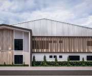 ขายอาคารโรงงานพร้อมใช้งานโรงงานอยู่ ถนน 344 ถนน 331 อ.บ้านบึง จ.ชลบุรี มีเนื้อที่ขนาด 12 ไร่  มีทั้งหมด 3 อาคาร พื้นที่ใช้สอย  ประมาณรวม 8,000 ตารางเมตร