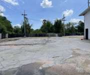 ให้เช่าโกดังโรงงานราคาถูกอยู่ตำบลหนองขยาดอำเภอพนัสนิคมจังหวัดชลบุรีมีเนื้อที่6ไร่2งาน 66 ตารางวาพื้นที่ใช้สอยในตัวอาคาร 2000 ตารางเมตร