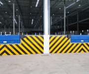 โรงงานโกดังให้เช่าโกดังคลังสินค้าให้เช่าสร้างใหม่อยู่ตำบลเขาคันทรงอำเภอศรีราชาจังหวัดชลบุรีใกล้นิคมอุตสาหกรรมอีสเทิร์นซีบอร์ดนิคมปิ่นทองห่างจากท่าเรือแหลมฉบัง25กิโลเมตราคาเช่าตารางเมตรล่ะ 150 บาทต่อเดือน