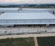 โรงงานโกดังให้เช่าโกดังคลังสินค้าให้เช่าสร้างใหม่อยู่ตำบลเขาคันทรงอำเภอศรีราชาจังหวัดชลบุรีใกล้นิคมอุตสาหกรรมอีสเทิร์นซีบอร์ดนิคมปิ่นทองห่างจากท่าเรือแหลมฉบัง25กิโลเมตราคาเช่าตารางเมตรล่ะ 150 บาทต่อเดือน