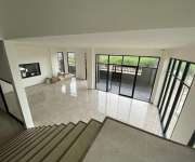 ให้เช่า โกดัง โรงงาน คลังสินค้าโรงงาน/โกดัง/ออฟฟิต อยู่อ.กระทุ่มแบน จ.สมุทรสาครให้เช่าพื้นที่รวม 3,000 ตรม. (ในพื้นที่ 3 ไร่ ) รวมแบ่งเป็น 2 โกดัง