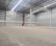 ให้เช่าโกดังสร้างใหม่ให้เช่าคลังสินค้าเขตฟรีโซนอยู่อำเภอศรีราชาจังหวัดชลบุรี ใกล้แหลมฉบัง ศรีราชา ชลบุรีติดถนนใหญ่พื้นที่ตั้งแต่ 2,078-2,970-20,000 ตรม.