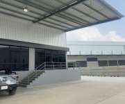 โรงงานโกดัง-ให้เช่าโกดัง-คลังสินค้าให้เช่าสร้างใหม่อยู่ตำบลเขาคันทรงอำเภอศรีราชาจังหวัดชลบุรีใกล้นิคมอุตสาหกรรมอีสเทิร์นซีบอร์ดนิคมปิ่นทองห่างจากท่าเรือแหลมฉบัง25กิโลเมตราคาเช่าตารางเมตรล่ะ 150 บาทต่อเดือน