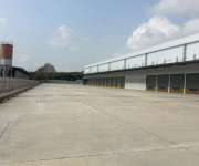 โรงงานโกดัง-ให้เช่าโกดัง-คลังสินค้าให้เช่าสร้างใหม่อยู่ตำบลเขาคันทรงอำเภอศรีราชาจังหวัดชลบุรีใกล้นิคมอุตสาหกรรมอีสเทิร์นซีบอร์ดนิคมปิ่นทองห่างจากท่าเรือแหลมฉบัง25กิโลเมตราคาเช่าตารางเมตรล่ะ 150 บาทต่อเดือน