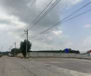 โรงงานโกดัง-ให้เช่าโกดัง-คลังสินค้าให้เช่าสร้างใหม่อยู่ตำบลเขาคันทรงอำเภอศรีราชาจังหวัดชลบุรีใกล้นิคมอุตสาหกรรมอีสเทิร์นซีบอร์ดนิคมปิ่นทองห่างจากท่าเรือแหลมฉบัง25กิโลเมตราคาเช่าตารางเมตรล่ะ 150 บาทต่อเดือน