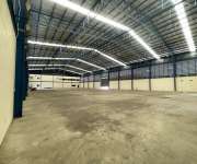 ขายอาคารโรงงานพร้อมใช้งานโรงงานอยู่ ถนน 344 ถนน 331 อ.บ้านบึง จ.ชลบุรี มีเนื้อที่ขนาด 12 ไร่  มีทั้งหมด 3 อาคาร พื้นที่ใช้สอย  ประมาณรวม 8,000 ตารางเมตร มีออฟฟิต 2 ชั้น ทุกอาคาร