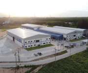 ขายอาคารโรงงานพร้อมใช้งานโรงงานอยู่ ถนน 344 ถนน 331 อ.บ้านบึง จ.ชลบุรี มีเนื้อที่ขนาด 12 ไร่  มีทั้งหมด 3 อาคาร พื้นที่ใช้สอย  ประมาณรวม 8,000 ตารางเมตร มีออฟฟิต 2 ชั้น ทุกอาคาร