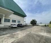 ขายโรงงานขายโกดังพร้อมสำนักงานขายโรงงานพร้อมใบอนุญาต อยู่ อ.ลาดหลุมแก้ว จ.ปทุมธานีเนื้อที่ 6-2-73 ไร่ (10,692 ตารางเมตร)